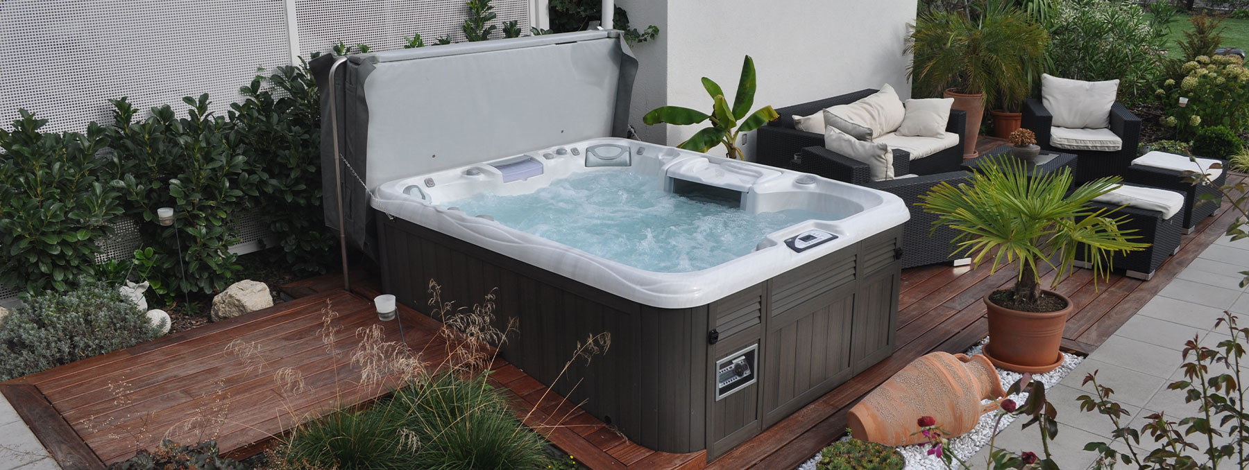 100 Reasons to Own a Hot Tub and Spa